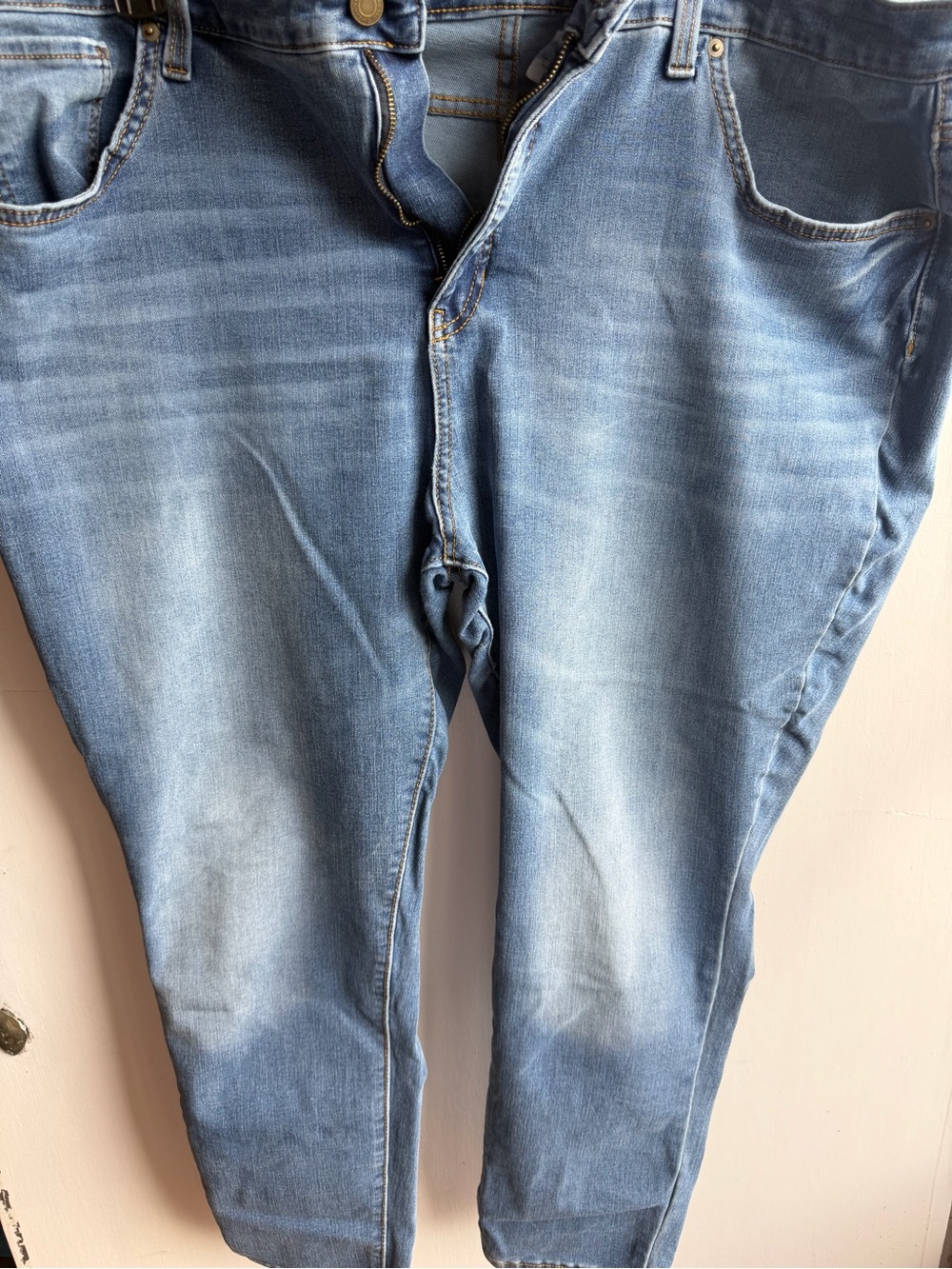 Woman’s Light Blue Slim Fit Jeans